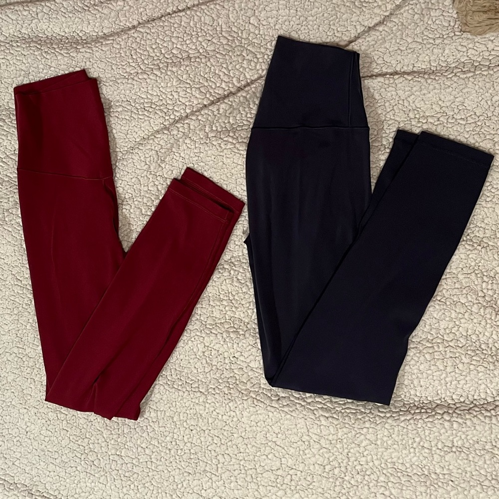 NWOT aerie seamless leggings (maroon and navy)